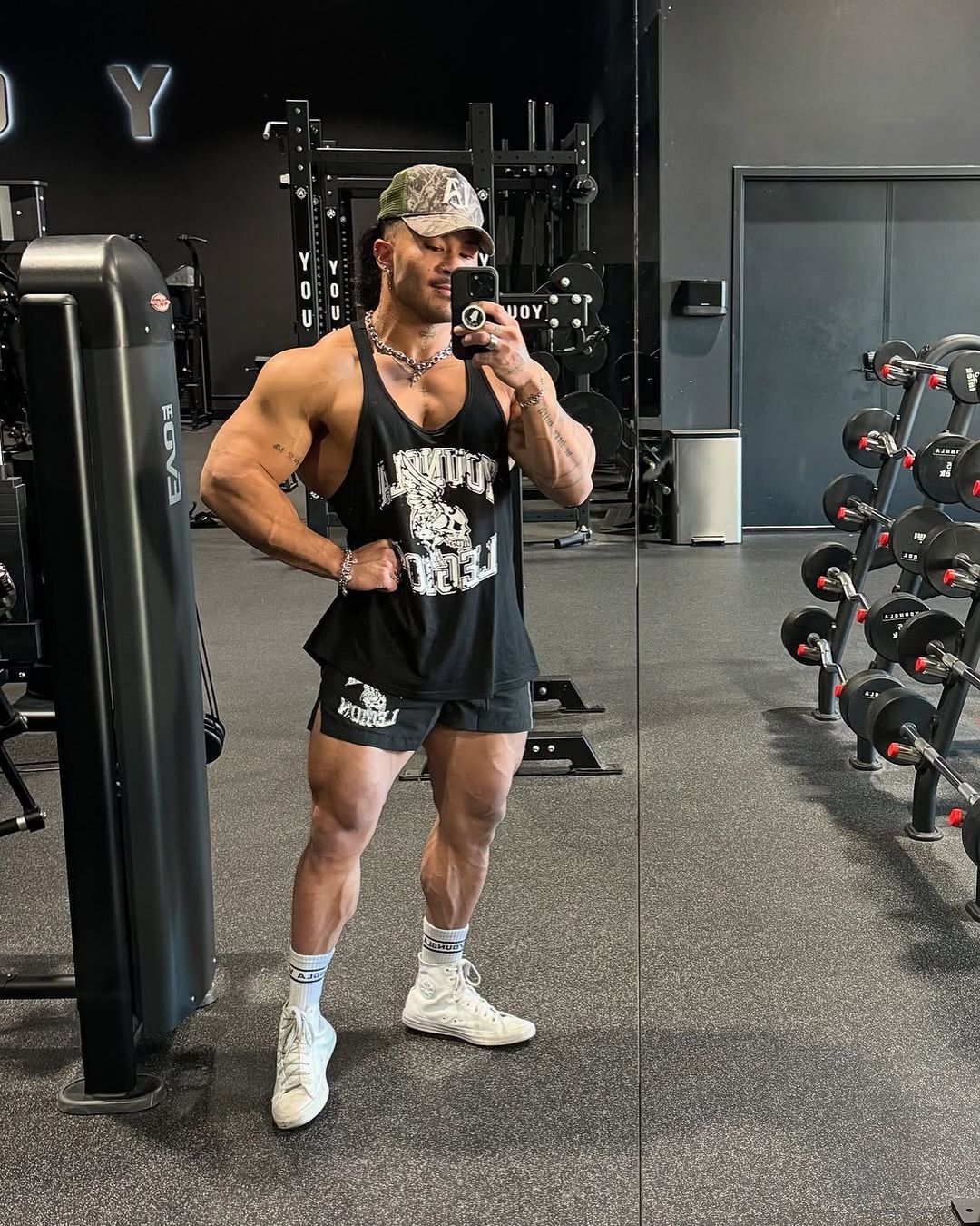 1006 Flying Skull Shorts